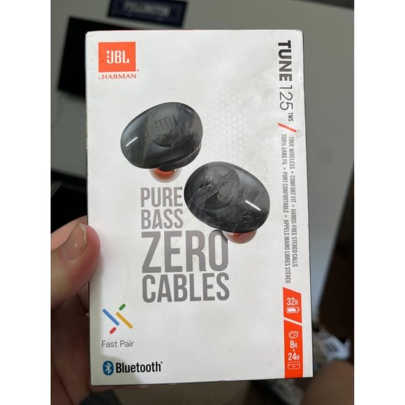 JBL Tune 125TWS Wireless Headphones - Picture 2 of 8